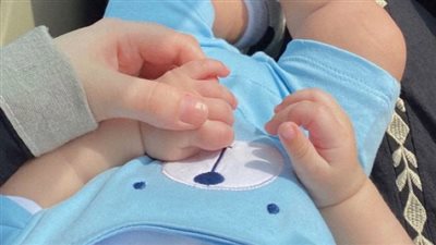 ماذا يعني بكاء الطفل بشكل متواصل ؟