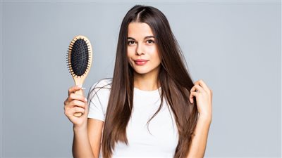 تساقط الشعر : أهم أربعة مكملات غذائية تساعدك على علاجه