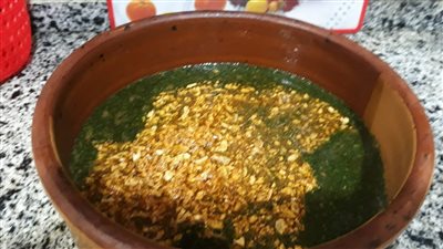 كل ما تريد معرفته عن طشة الملوخية: سر نكهة الملوخية المميزة