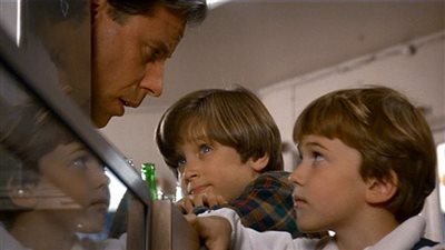 فصة فيلم Radio Flyer
