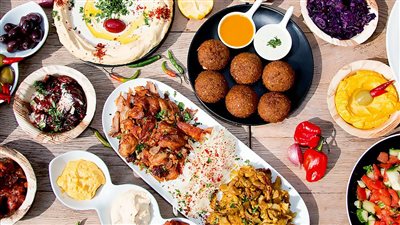 أكلات شعبية إماراتية نكهات من الخليج العربي