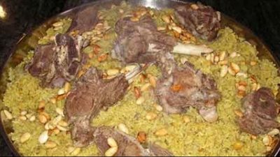 قدرة اللحم طبق  شهي وتقليدي