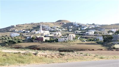 قرية القيصومه في المفرق