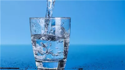 ما فائدة شرب الماء