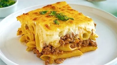 مكرونة بالبشاميل على أصولها