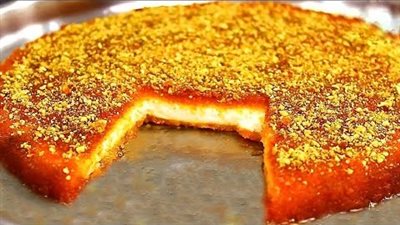 كنافة ناعمة بحشوة القشطة بمكونات كلها من البيت