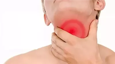 التهاب اللوزتين: ما هي مضاعفاته؟ وكيف يمكن علاجه في المنزل؟