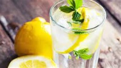 فوائد شرب الليمون مع الماء