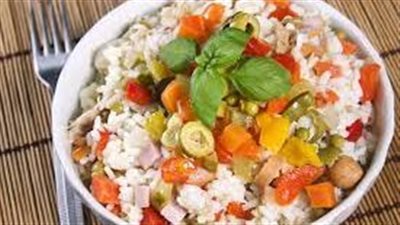 سلطة الأرز طبق جانبي لذيذ وسهل التحضير