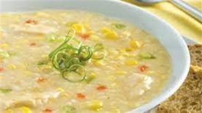شوربة الذرة بالدجاج طبق لذيذ وغني بالفوائد