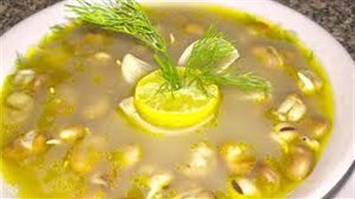 شوربة الفول النابت طبق غني بالفوائد ومذاق لذيذ