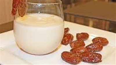 فوائد اللبن والتمر