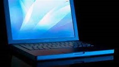 تنظيف شاشة اللاب توب