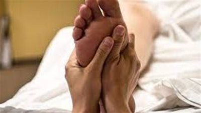 فوائد مساج القدم: تخلص من التوتر والألم