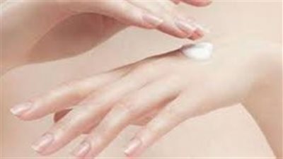 ماسك اليدين: فوائده وطرق تطبيقه