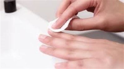 ما هي الطريقة المبتكيرة لإزالة المناكير