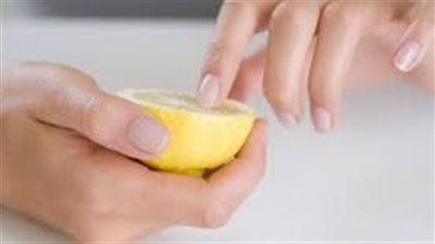طرق طبيعية لإزالة المناكير بدون أسيتون