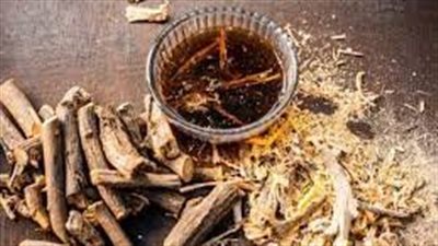 ماسك عرق السوس للبشرة: رحلة نحو بشړة نضرة وخالية من العيوب