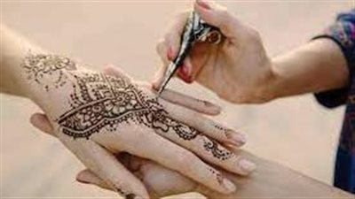 نقشات الحناء: أفكار إبداعية لزينة الجسم الطبيعية