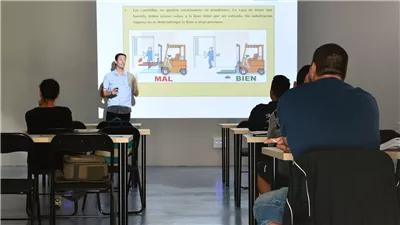 مخترع الامتحانات وجنسيته