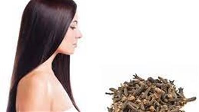 أسرار زيت القرنفل: رحلة عبر خصائص زيت غني
