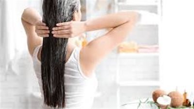 أفضل زيت لتطويل الشعر وتكثيفه: رحلةٌ نحو جمالٍ ساحر
