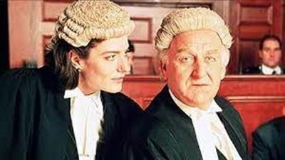 قصة مسلسل Kavanagh QC