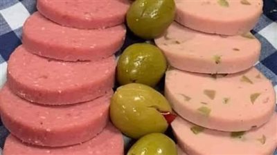 طريقة عمل اللانشون البيتي الاقتصادي