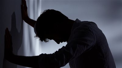 كيف يتغلب الشخص على الحزن ؟