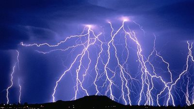 كيف ېحدث الرعد ؟