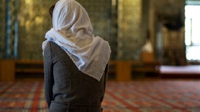 تفسير الصلاة في المنام للعزباء