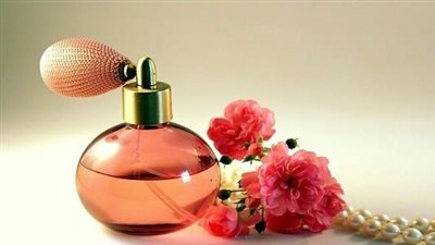 تفسير حلم العطر للمتزوجة