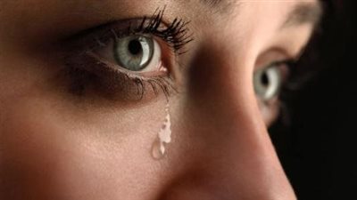 تفسير حلم البكاء للعزباء لأبن سيرين