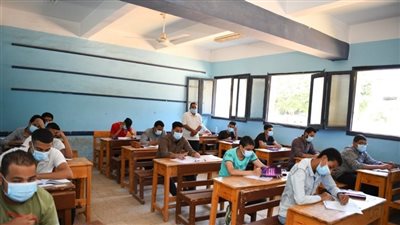 ادعاءات تغيير نتيجة الثانوية العامة مقابل المال.. التربية المصرية ترد