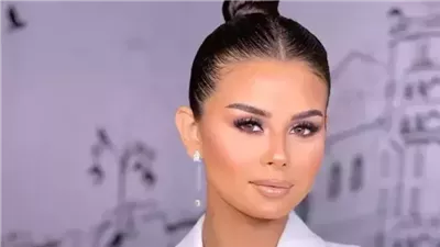 منة عرفة تطلّق العزوبية وتحتفل بزفافها بعمر الـ 24 عام