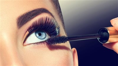ماسكارا منزلية طبيعية : كثافة وطول وجمال للرموش