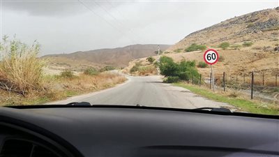 قرية العدسية : لوحة فنية في الطبيعة