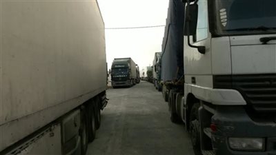 عودة الأمل: الأردن يستأنف صادراته إلى سوريا وسط تحديات الأمن