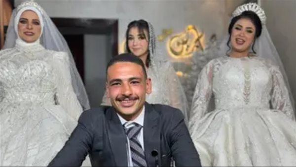 محمد مع زوجاته الثلاث،
