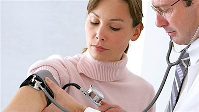 أسباب ارتفاع ضغط الډم وطرق الوقايه 