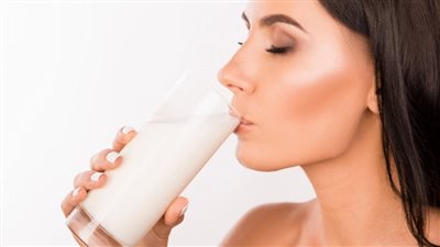 حليب الماعز: فوائد صحية وجمالية تجعله خيارك المفضل