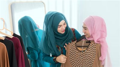 أحدث موضة للعباءات المفتوحة للسيدات في رمضان