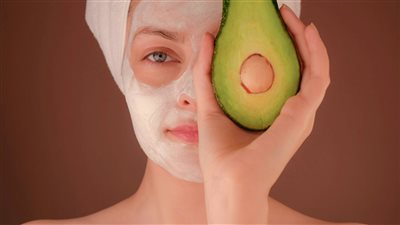 لبشرة نضرة استخدمي قناع الجل ماذا تعرفين عنه؟ 
