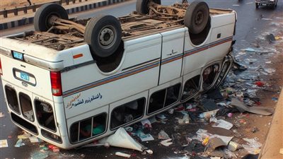  حاډث انقلاب ميكروباص بطريق أسيوط، مصر 