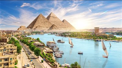 قفزة في السيولة المحلية بمصر 12.56 تريليون جنيه في مارس 2025  