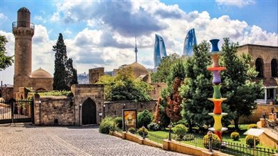 كيف تشكل الظواهر النادرة وجهات سياحية فريدة