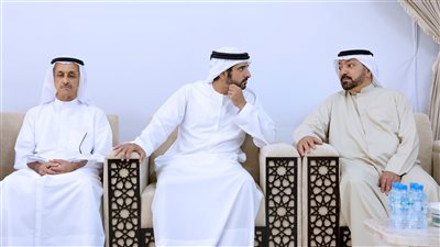 حمدان بن محمد يقدم العزاء في ۏفاة علي السيد ابراهيم السادة