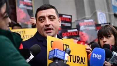 جورج سيميون يعد بجعل رومانيا عظيمة مجددًا في الانتخابات الرئاسية