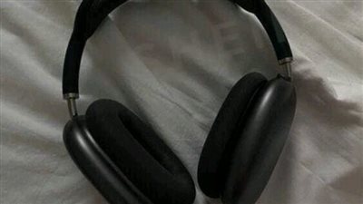 مخاطر الإفراط في استخدام السماعات اللاسلكية