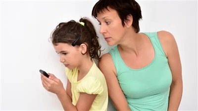 تيم كوك يحث حاكم تكساس على تعديل قانون حماية الأطفال على الإنترنت